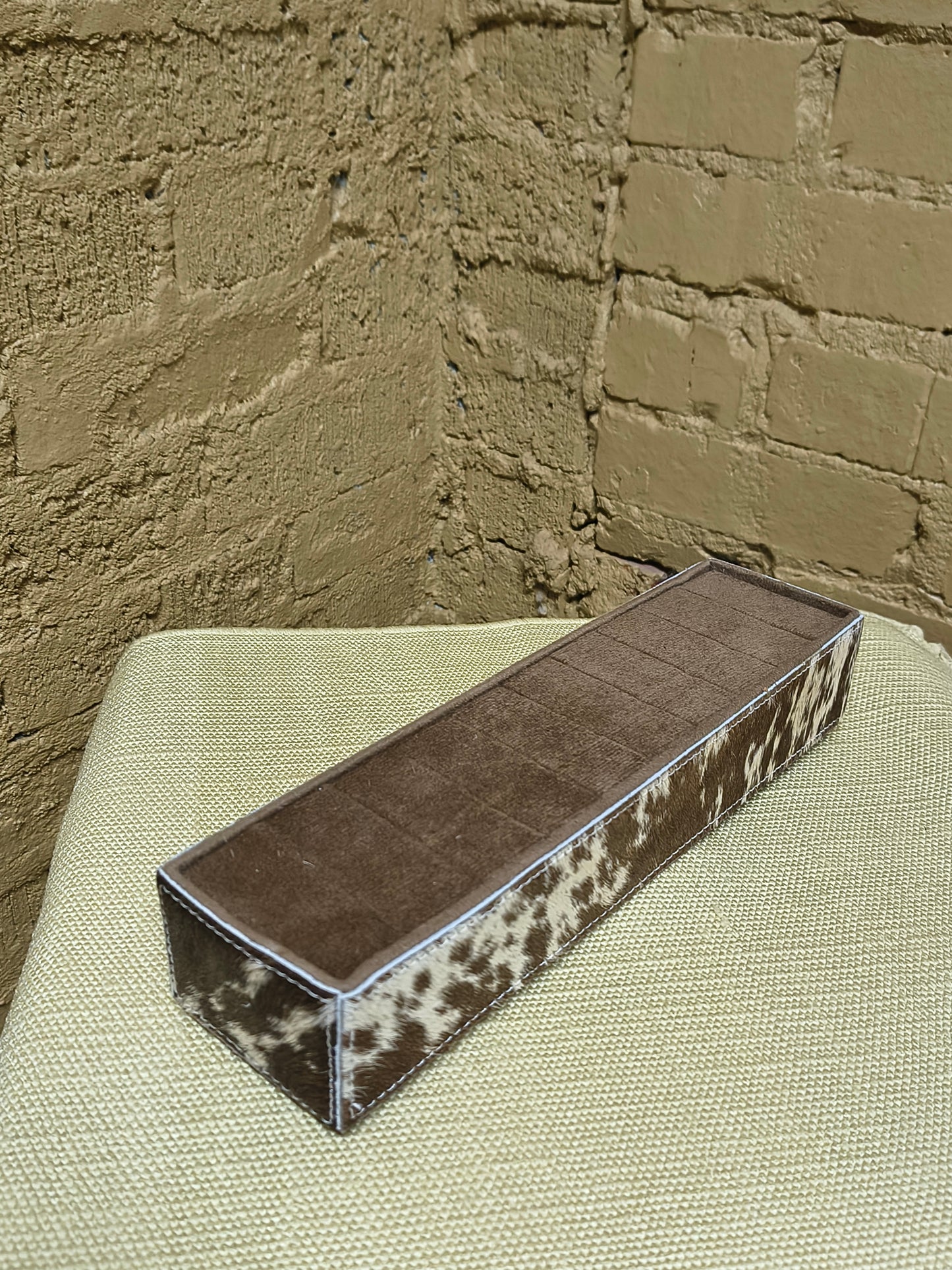 Cowhide Ring Display Box