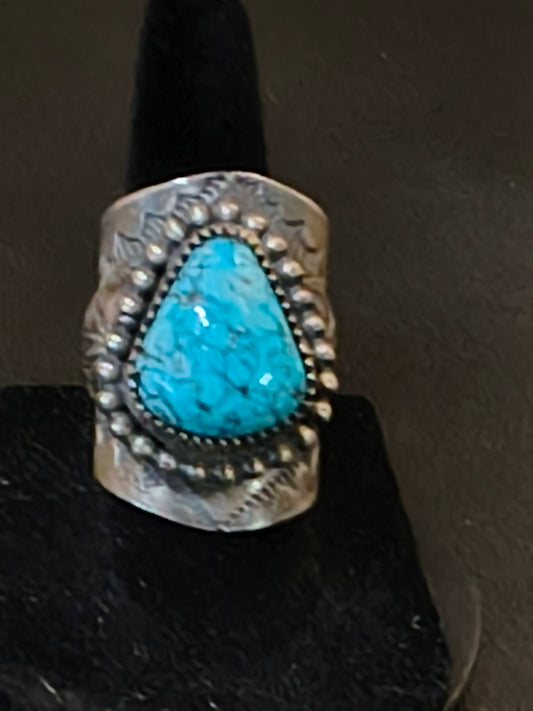 Highgrade Kingman Turquoise 7.5 Ring