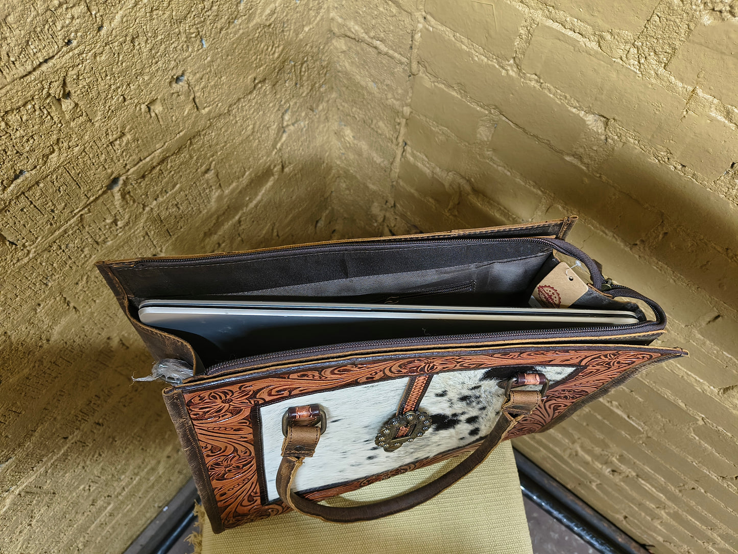 Brown Tooled Leather Large Tote Handbag w Strap