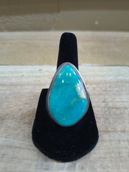 7.5 Turquoise Teardrop Ring