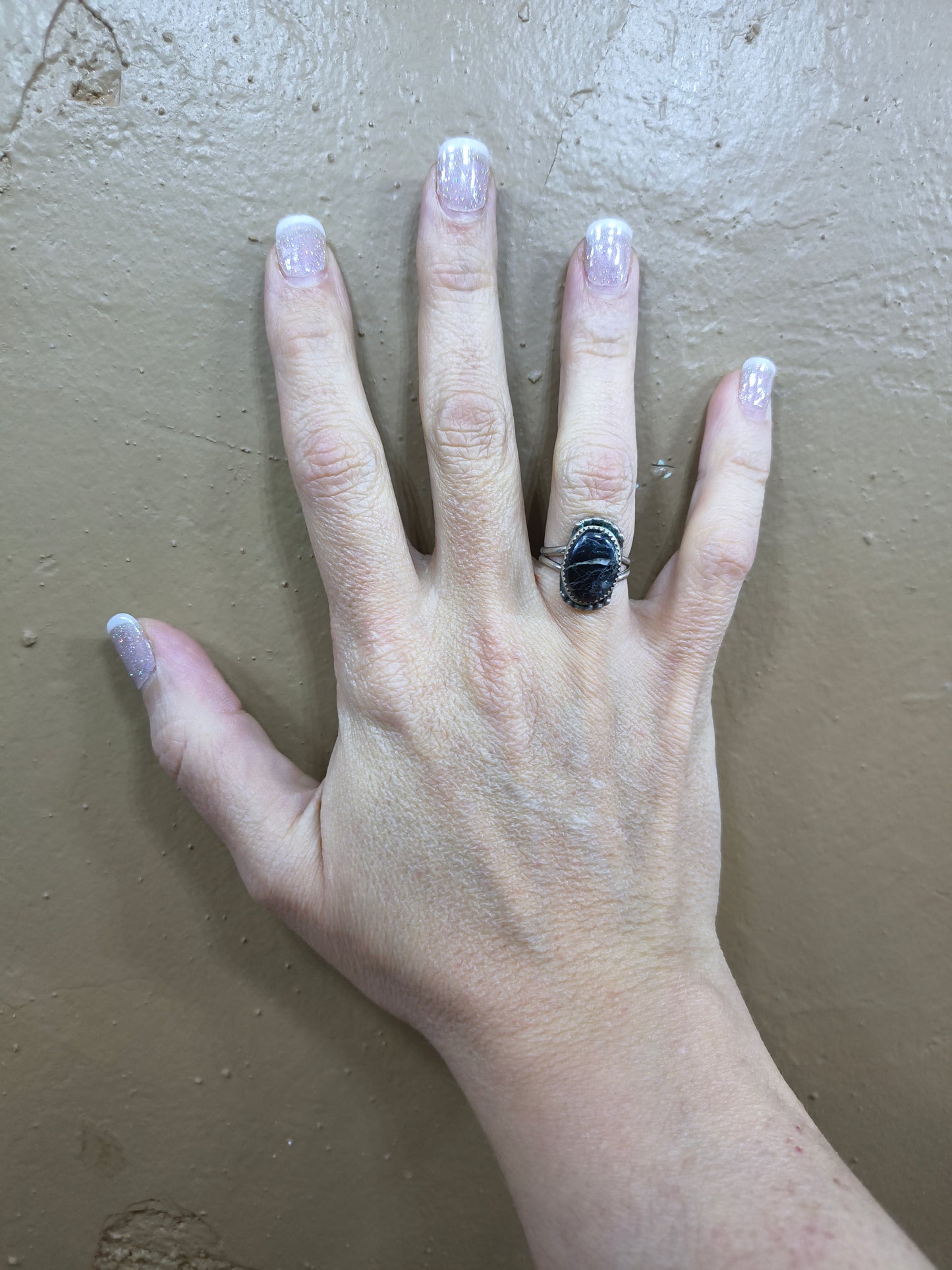 5.5 - Black-White Buffalo Oval Ring