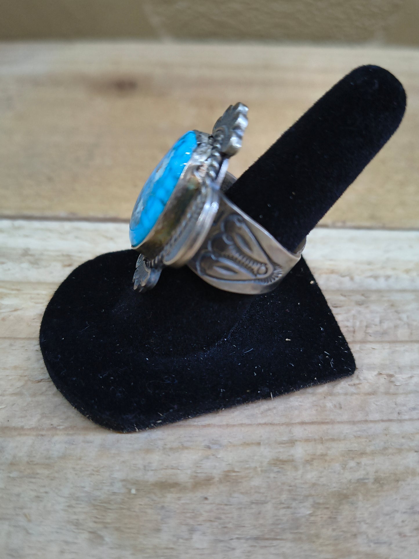 10.0 Kingman Turquoise Ring By Gilbert Nez, Navajo