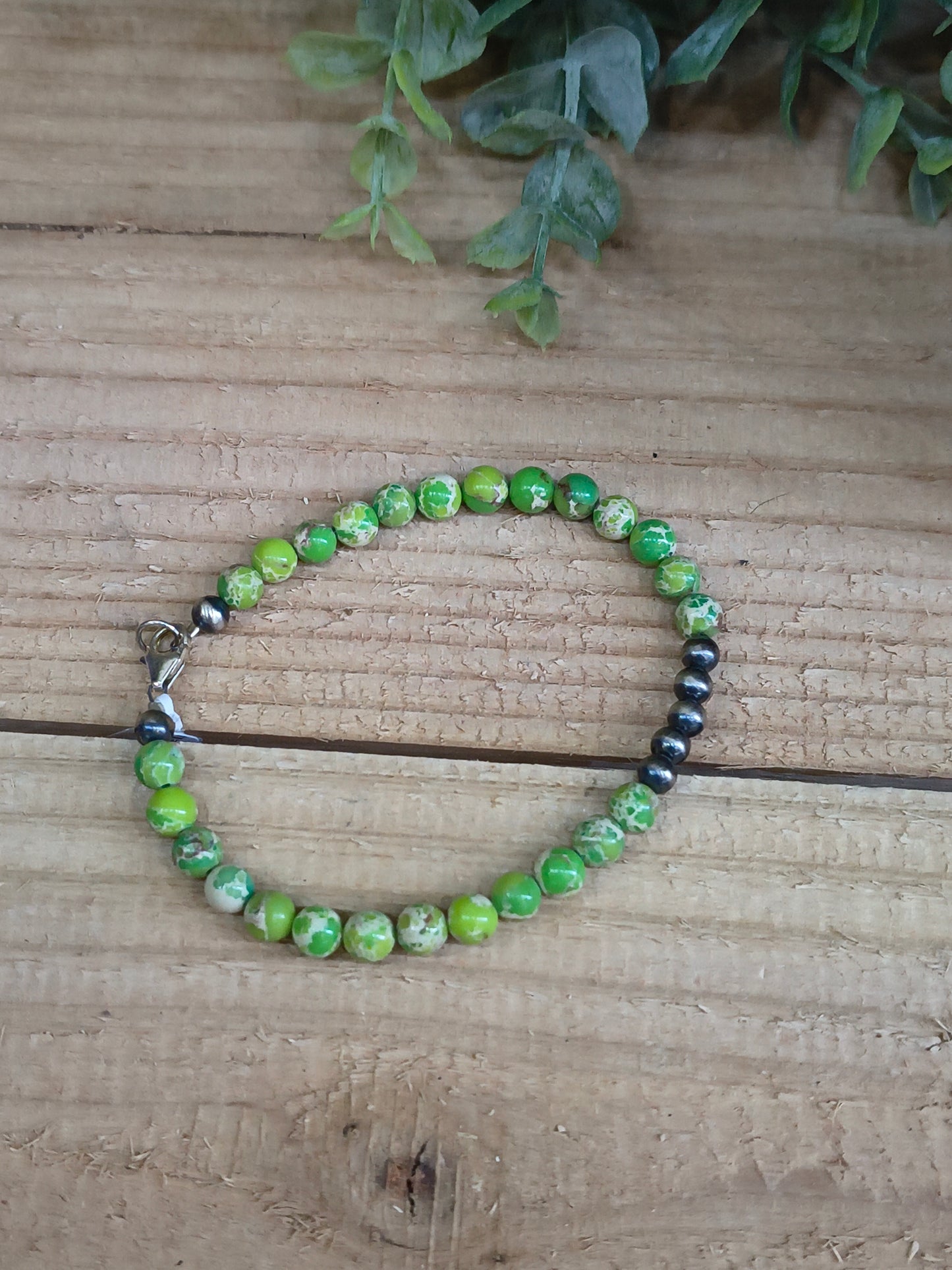 8" Magnesite Bracelet