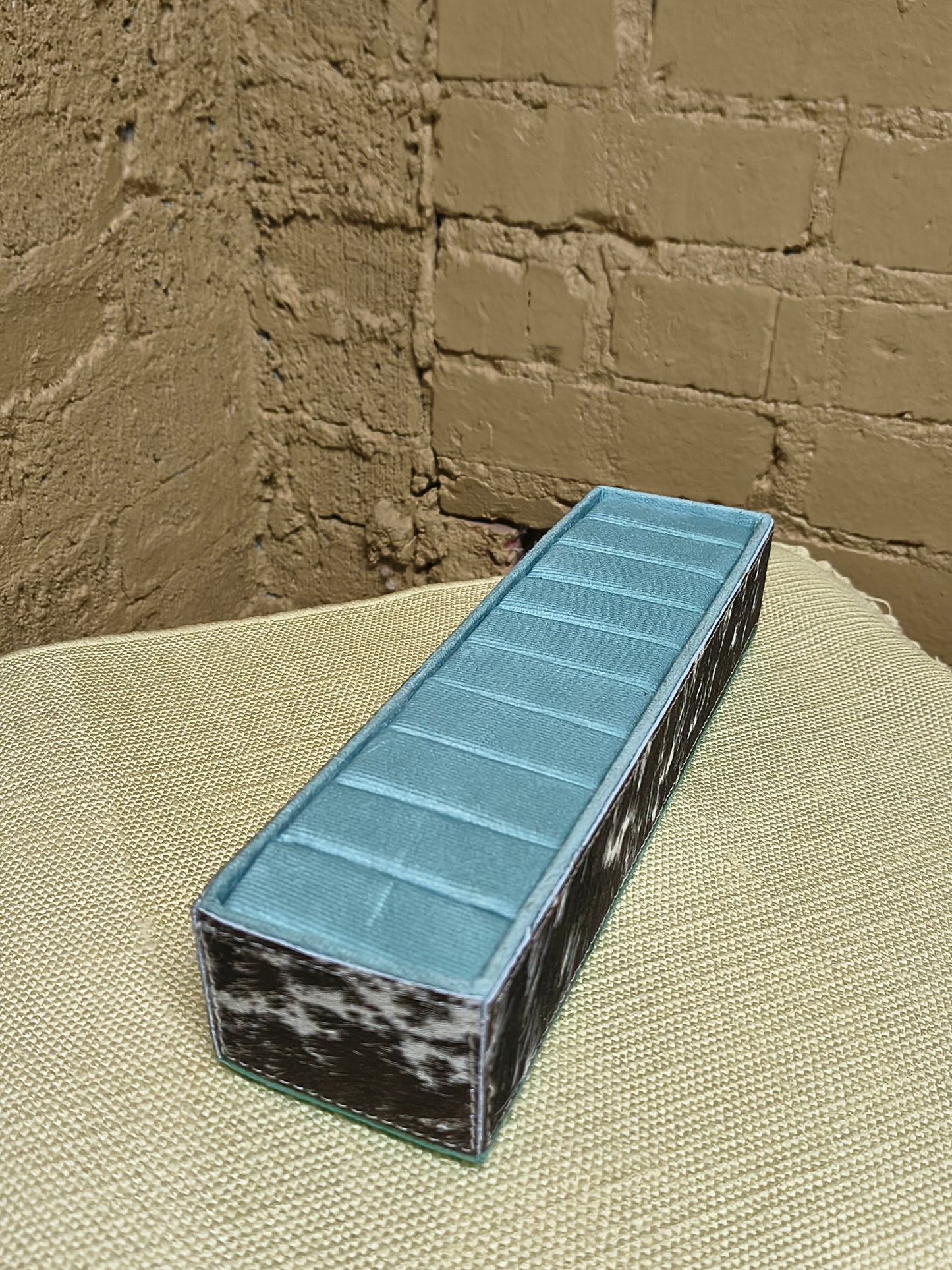 Cowhide Ring Display Box