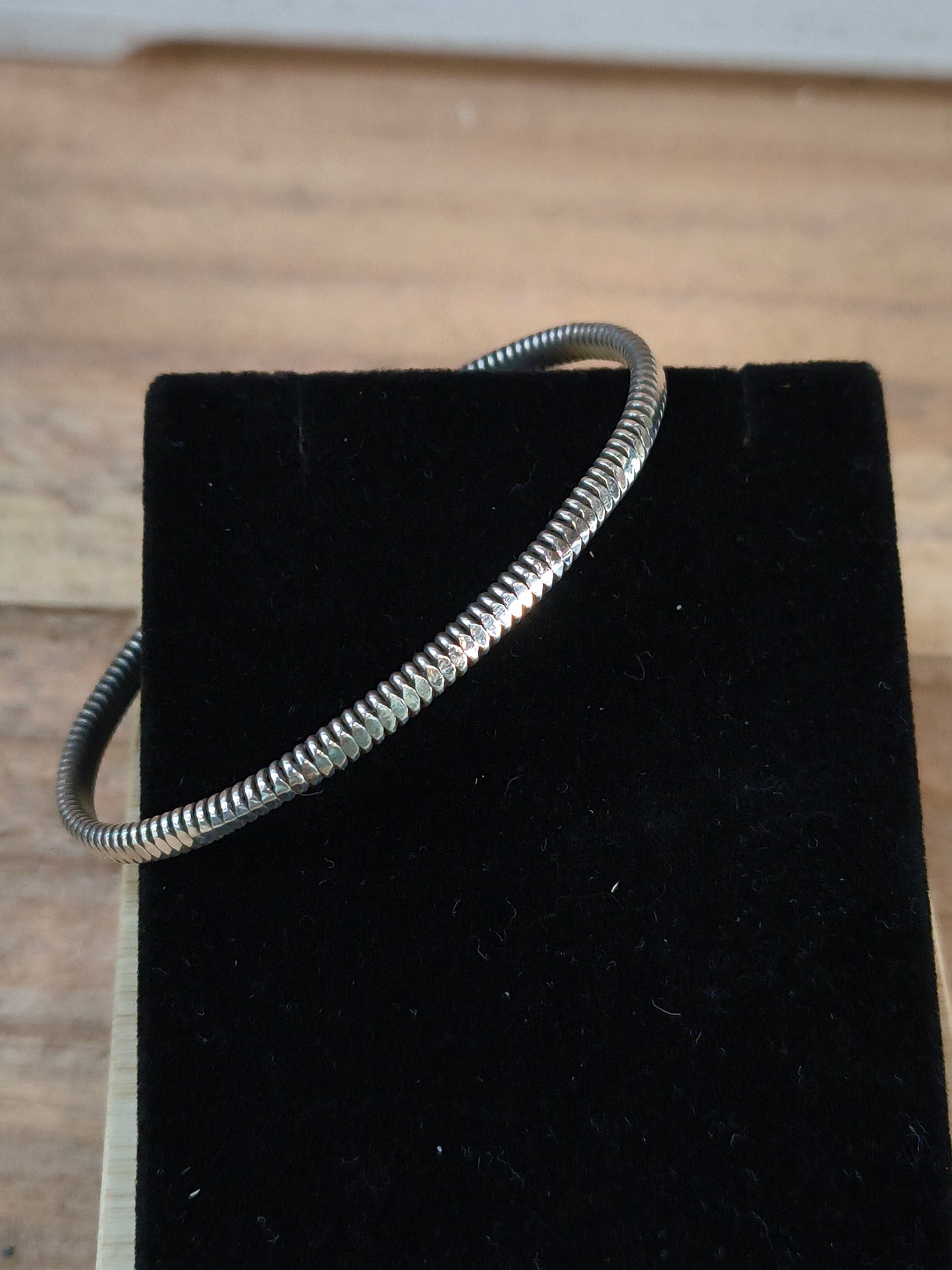 6" - 6.5"  Silver Flat Cut Edge Wire Bangle
