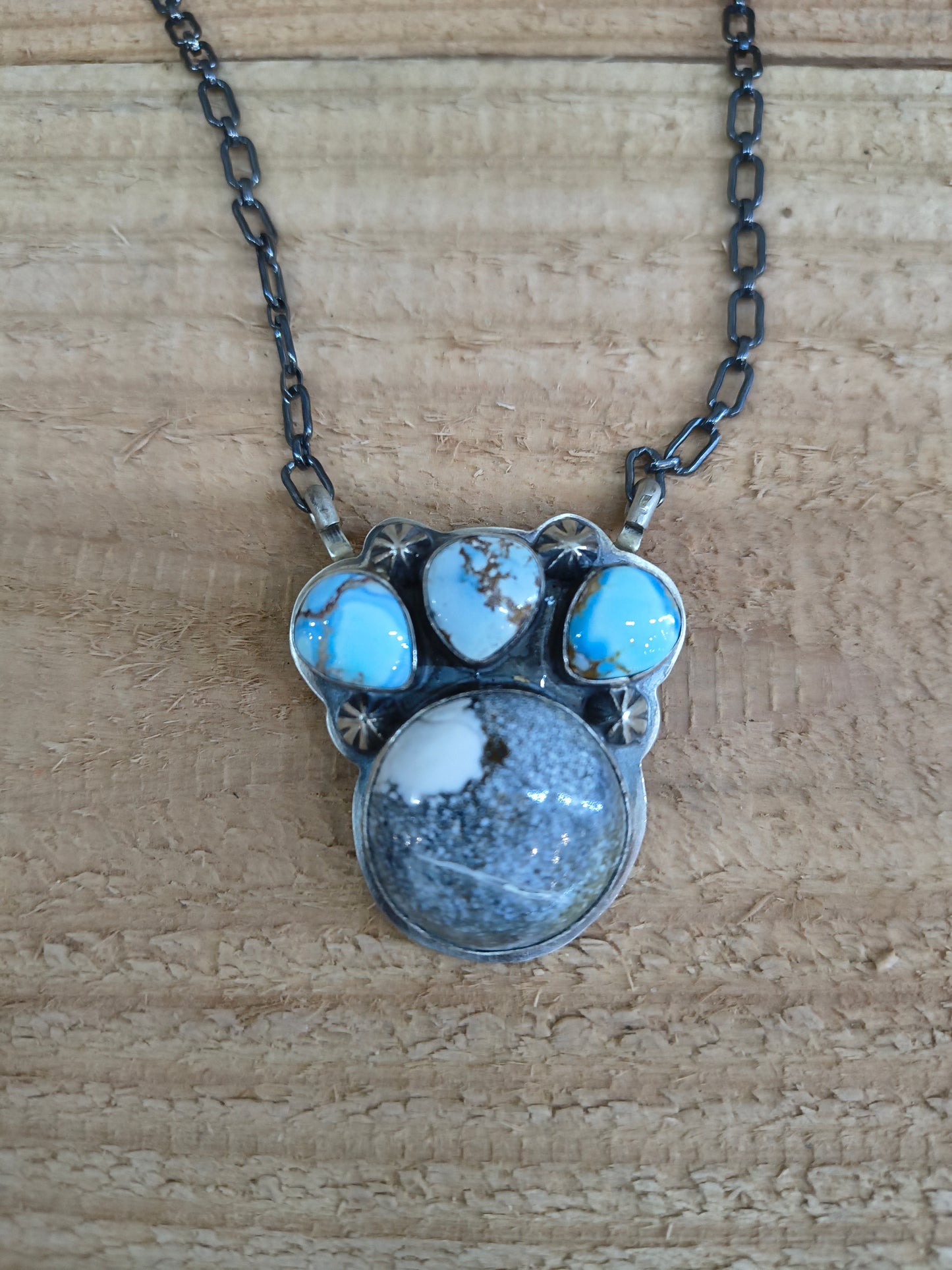 20" White Buffalo with Golden Hills Necklace, by Ricardo Jurado