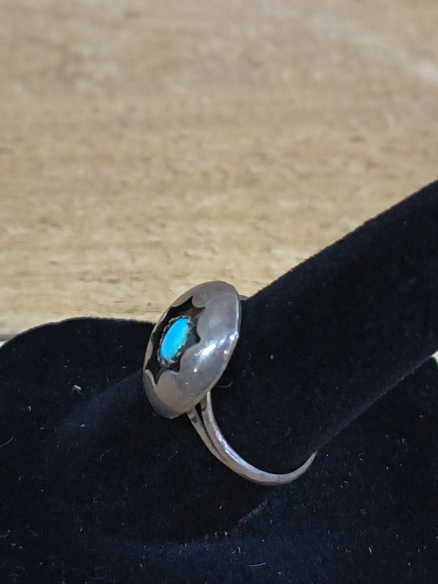 7.5 Round Shadowbox Ring