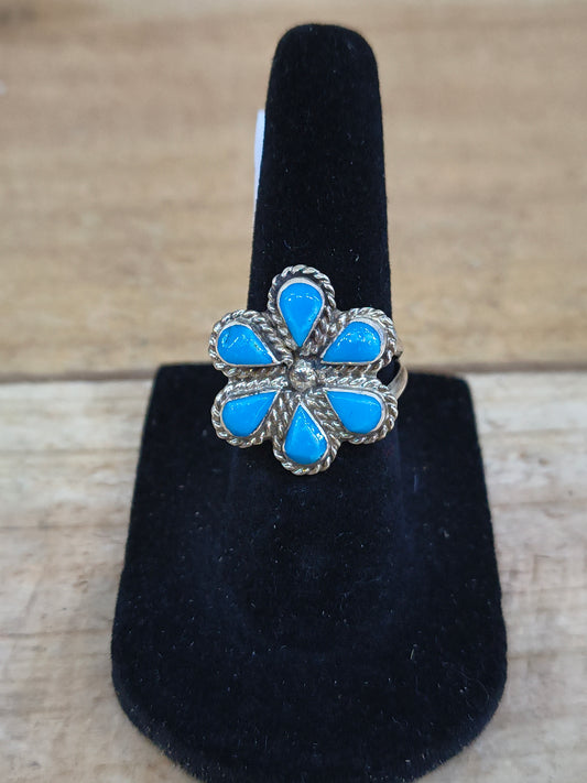 6.0 Sleeping Beauty Cluster Ring