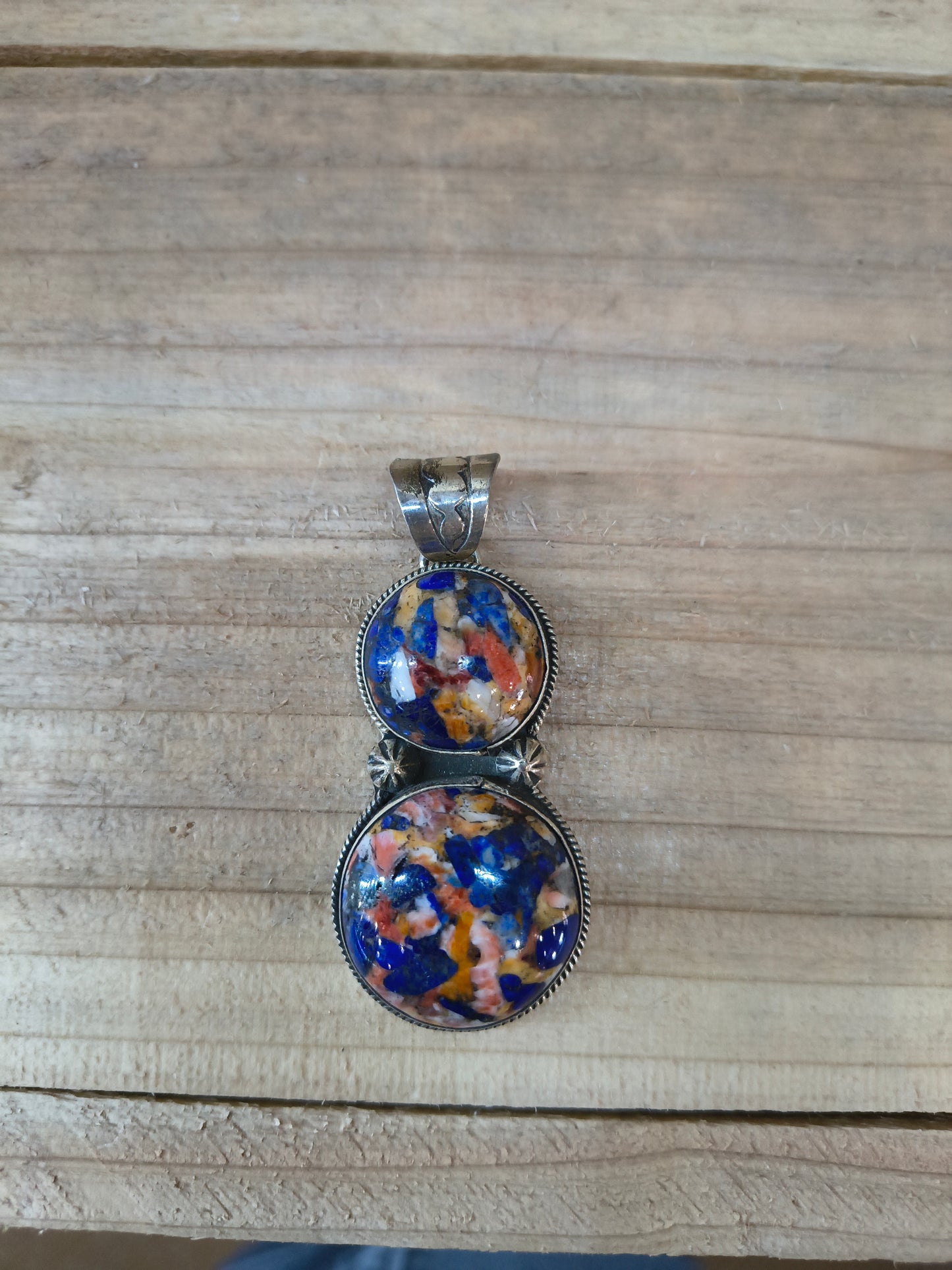 Spiny Oyster with Lapis Pendant