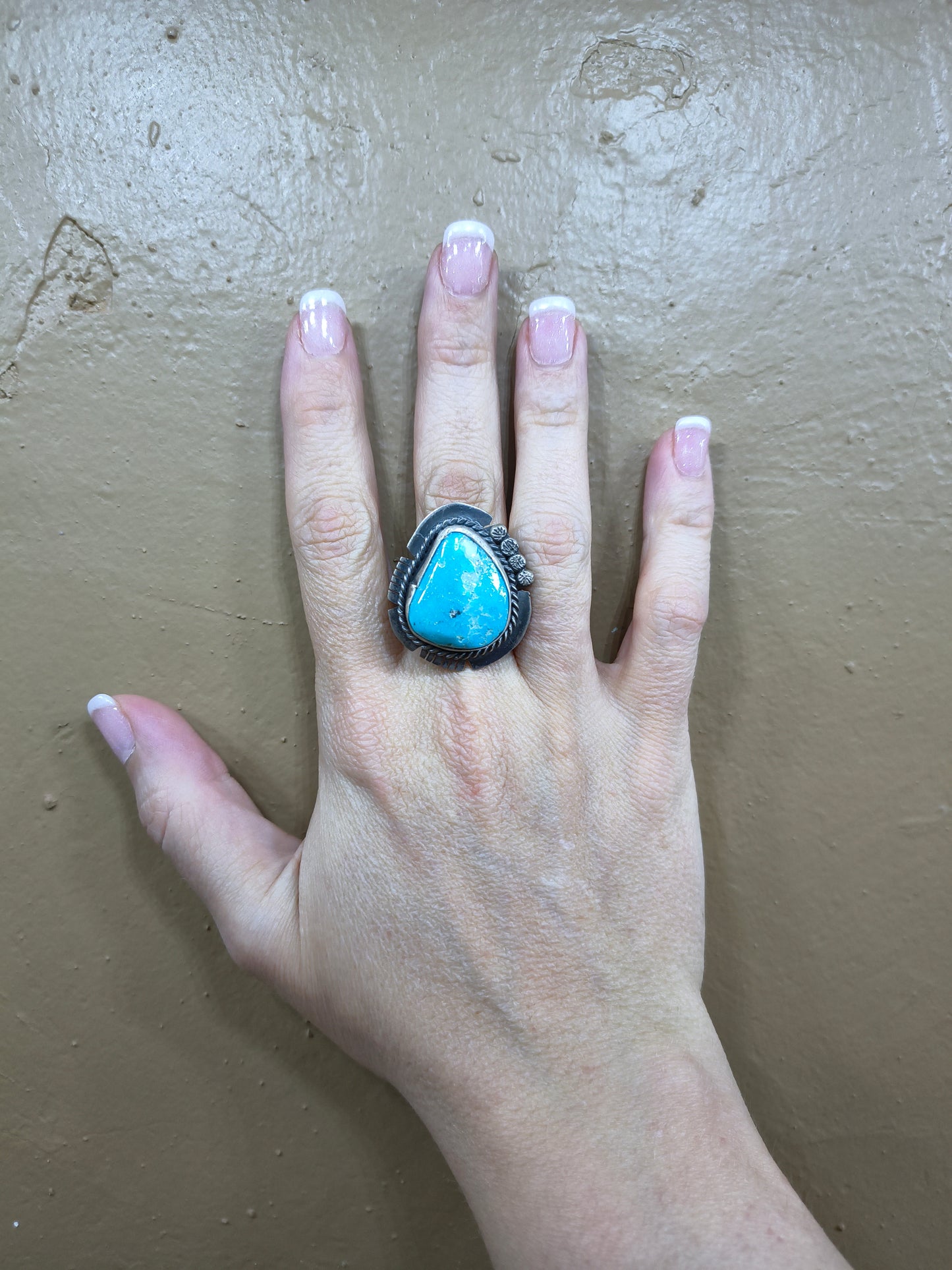7.5 Kingman Turquoise Ring By Gilbert Nez, Navajo