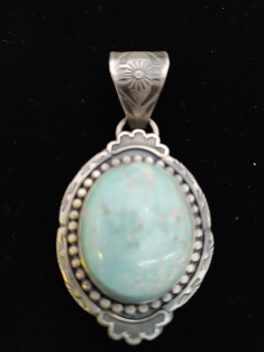 Dry Creek Turquoise Oval Cabochon in Pendant