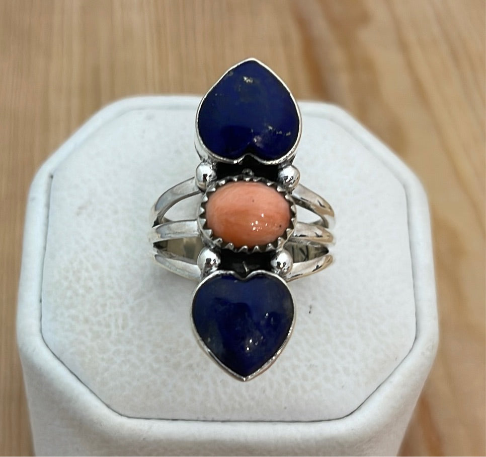 7.5 - Heart Lapis & Oval Spiny Oyster Ring