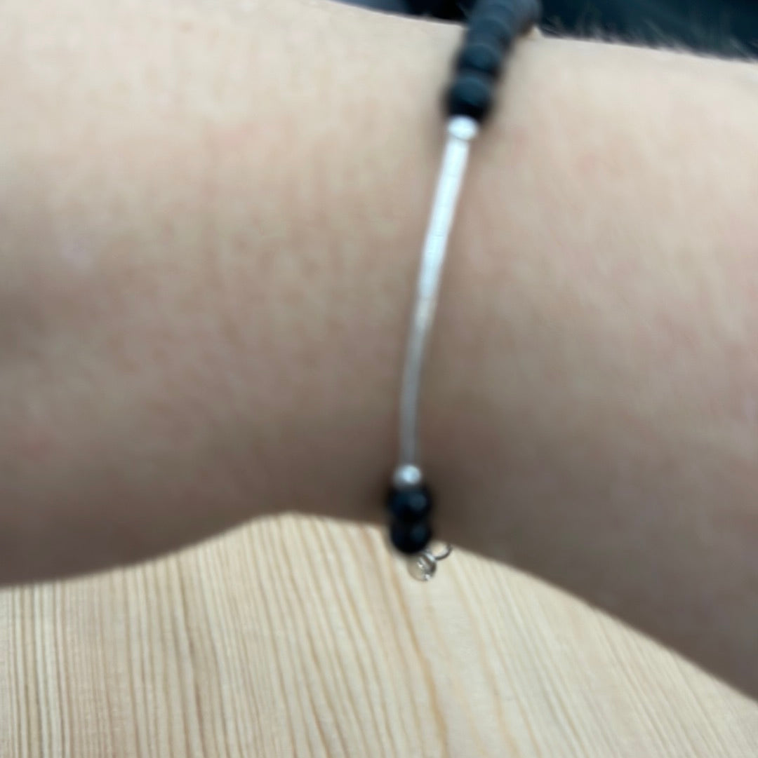 7 1/4” Liquid Silver Bracelet with Black Onyx