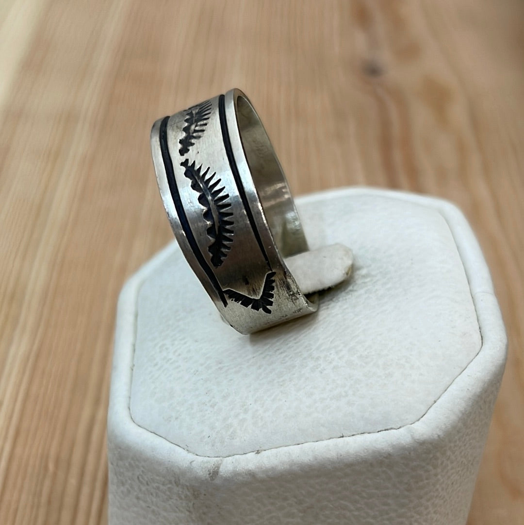 Size 15 - “Lashes 2” Stamped Band Ring