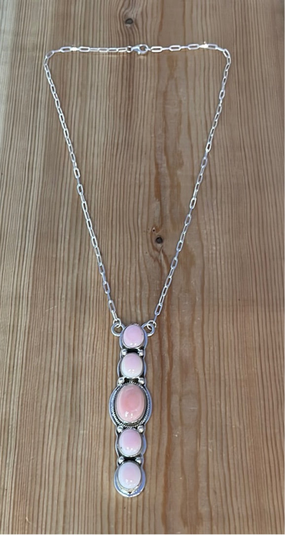 5 Oval Cotton Candy (Pink Conch Shell) 18” Necklace