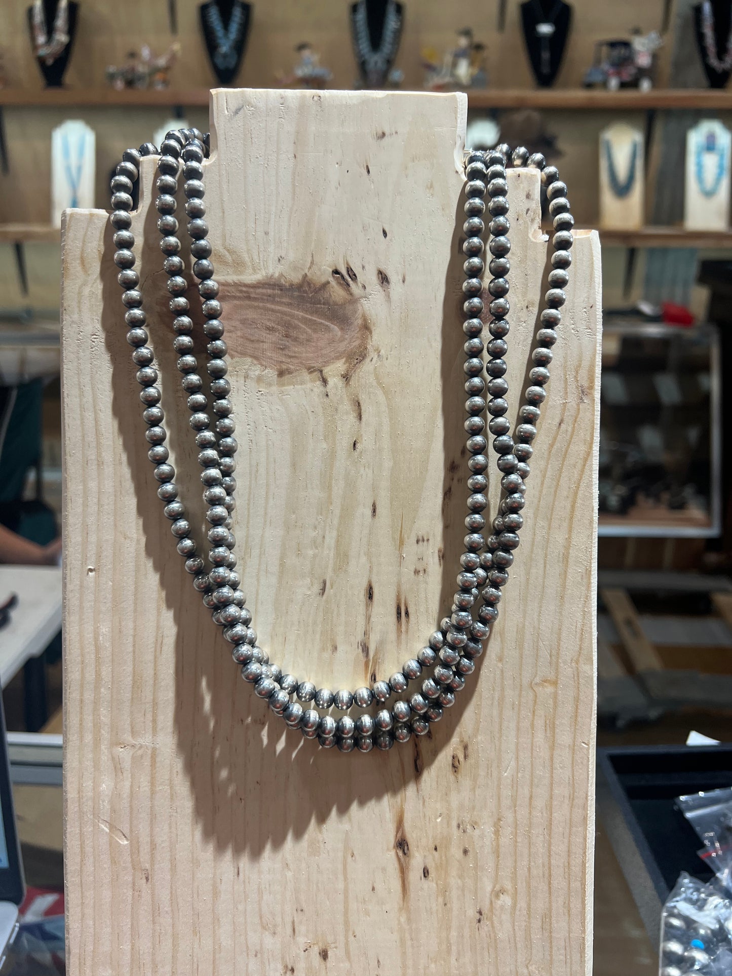 7MM 3 Strand Navajo Pearls