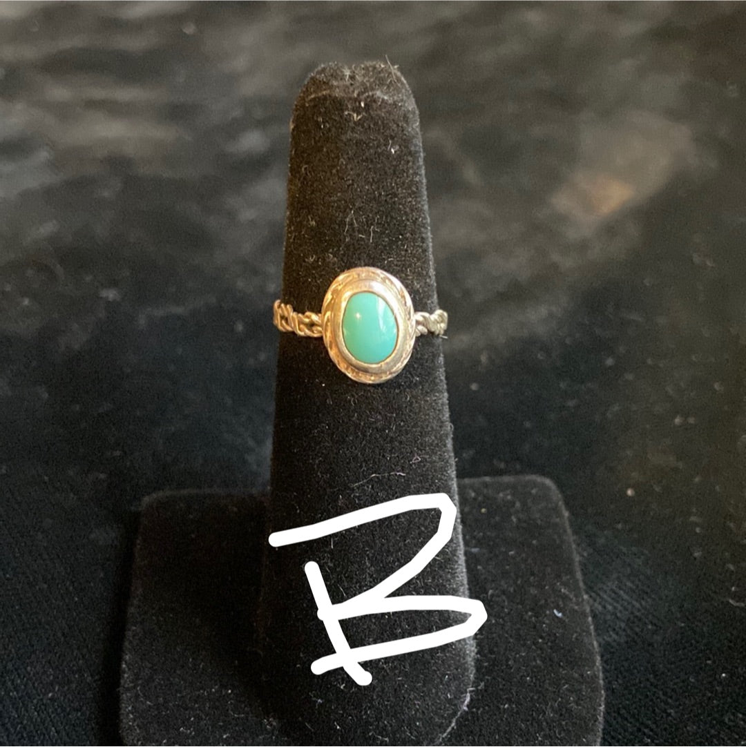 Dainty Turquoise ring size 5.5