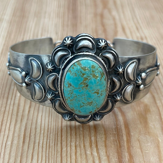 Kingman Turquoise Bracelet with Magnetic Closure