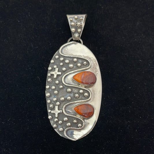 Spiny Oyster Teardrop on Large Oval Pendant