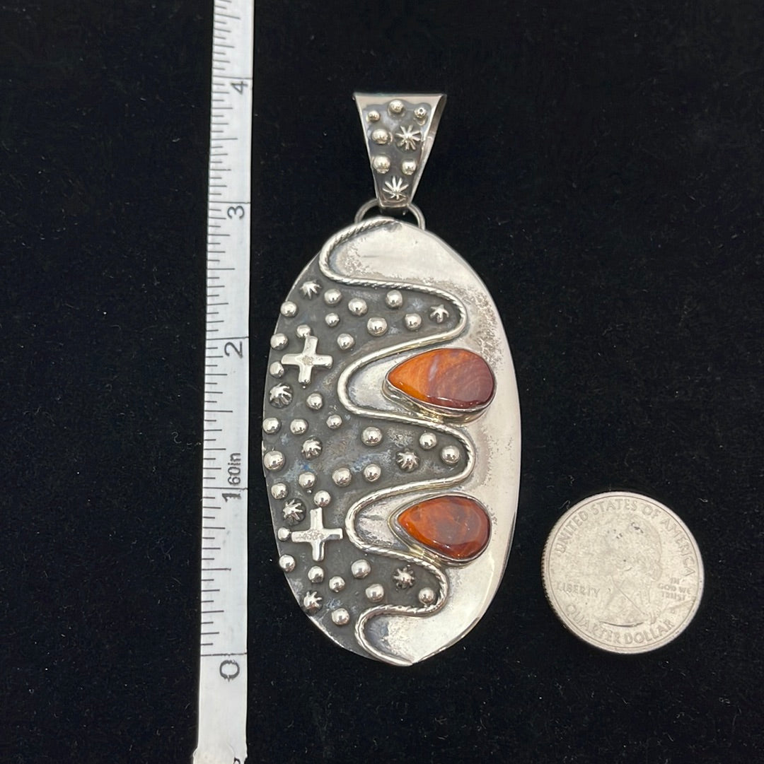 Spiny Oyster Teardrop on Large Oval Pendant